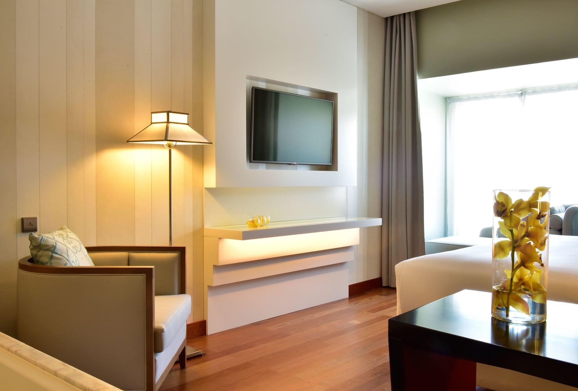 Pousada De Lisboa - Small Luxury Hotels Of The World Esterno foto A room at the hotel