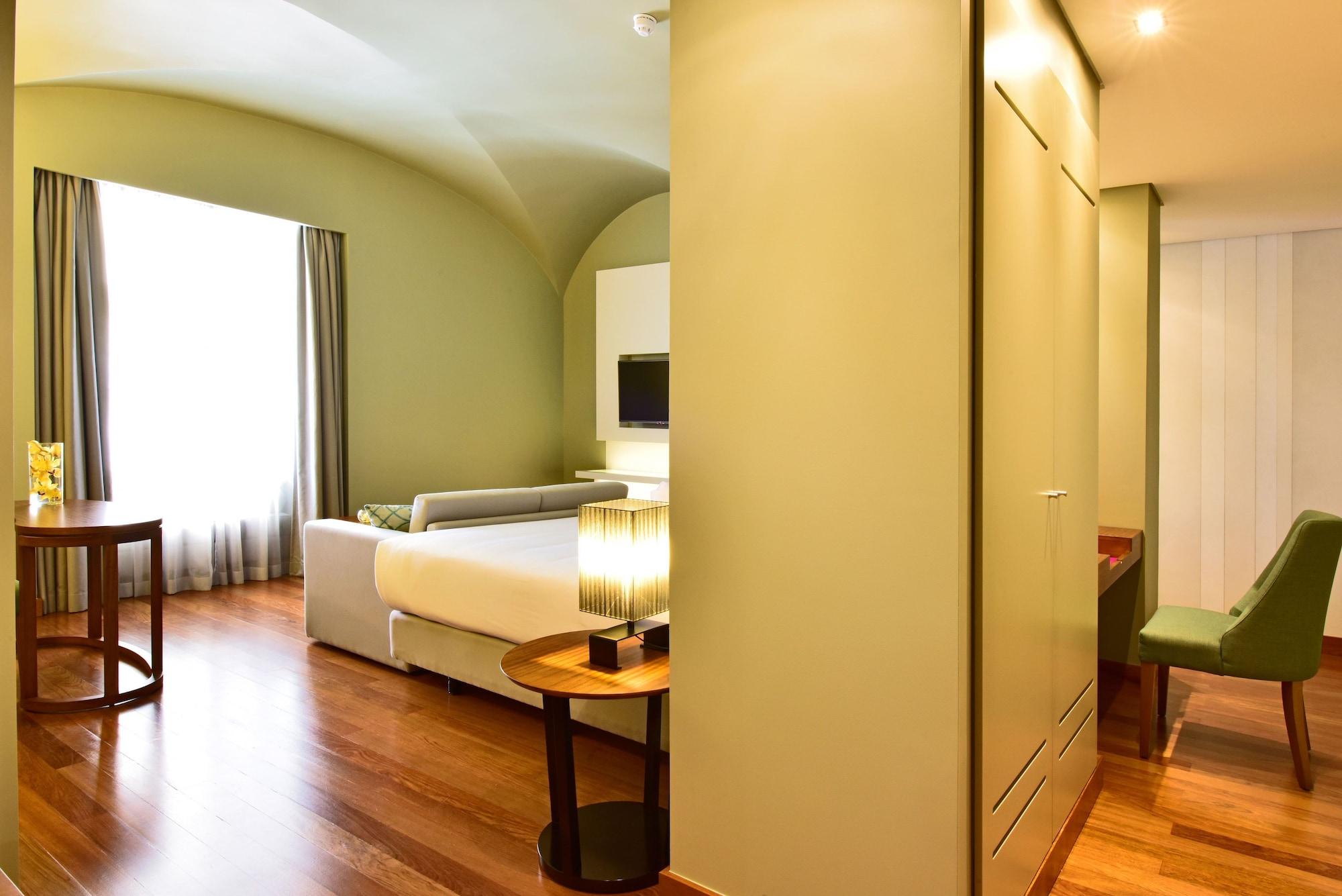 Pousada De Lisboa - Small Luxury Hotels Of The World Esterno foto A room at the hotel