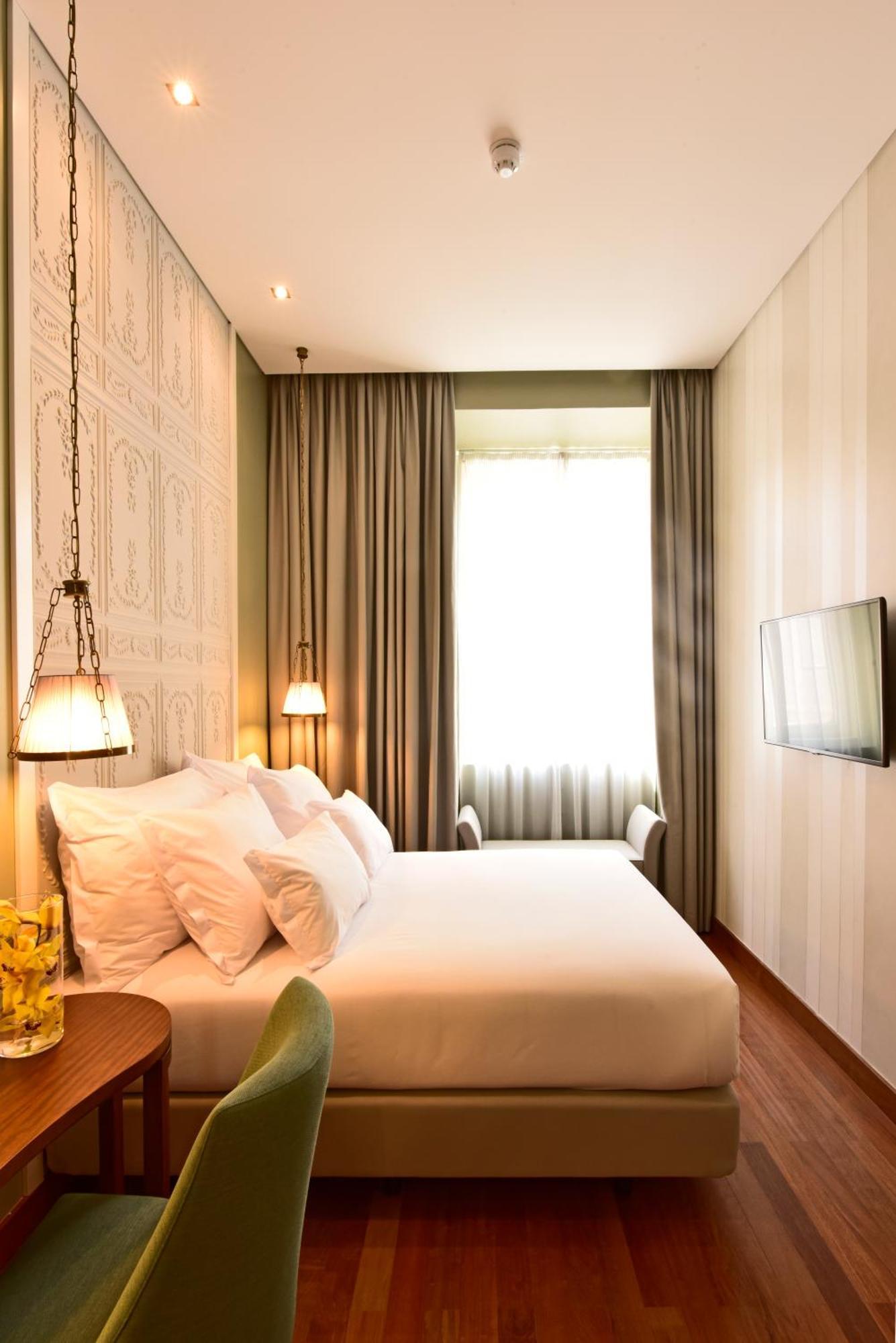 Pousada De Lisboa - Small Luxury Hotels Of The World Esterno foto A room at the hotel